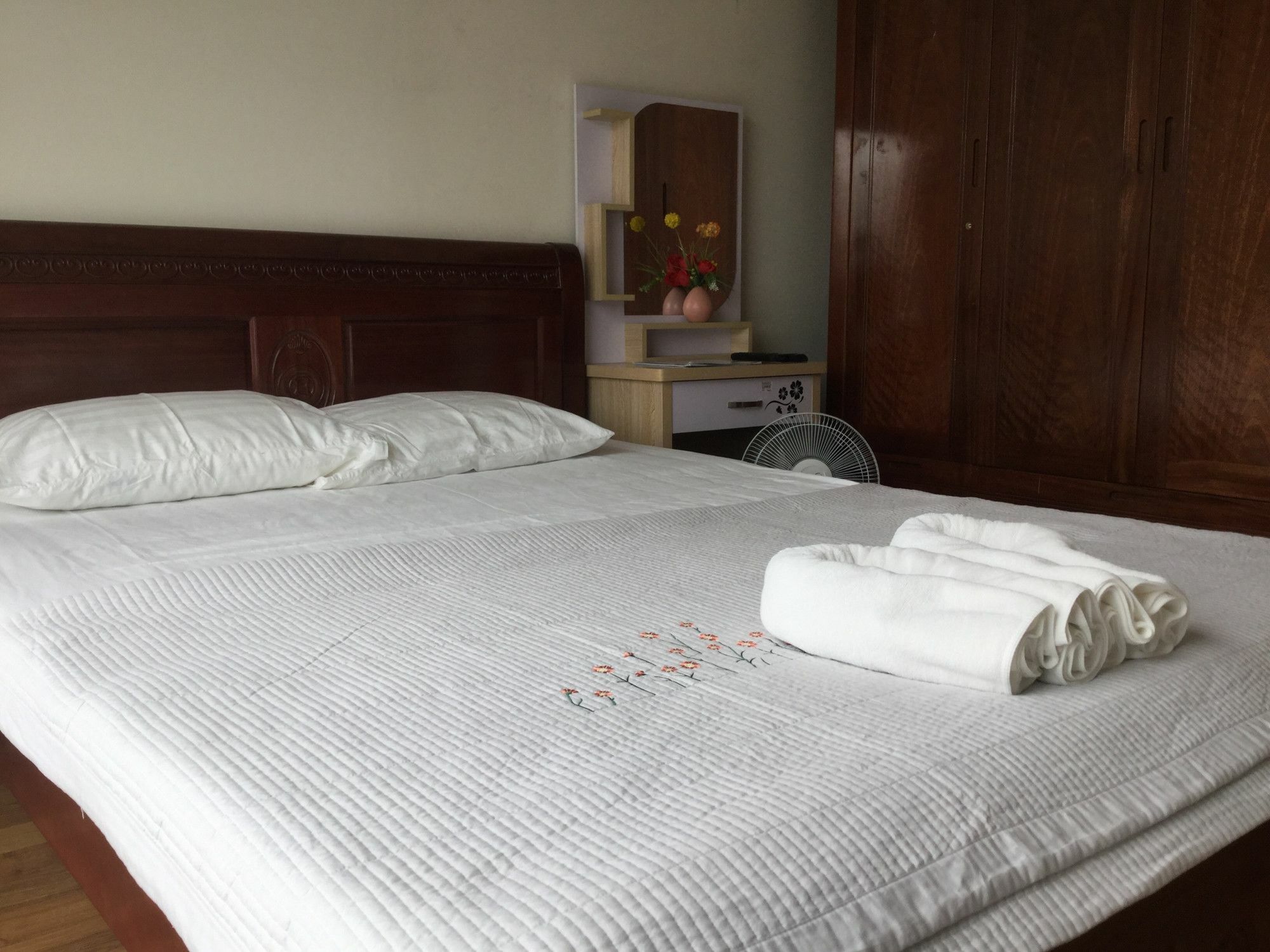 Linda Boutique Homestay Халонг Экстерьер фото